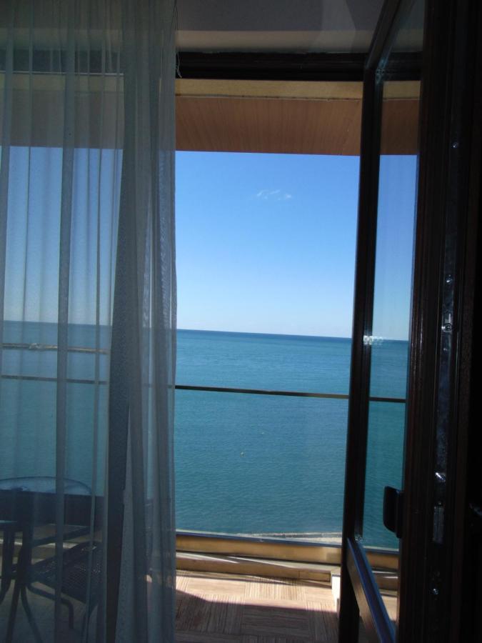 Royal Grand Hotel And Spa Καβάρνα Εξωτερικό φωτογραφία