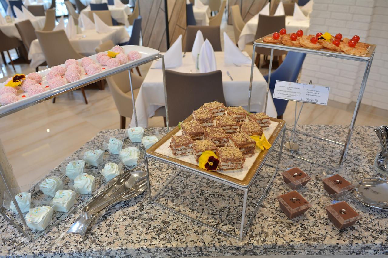 Royal Grand Hotel And Spa Καβάρνα Εξωτερικό φωτογραφία