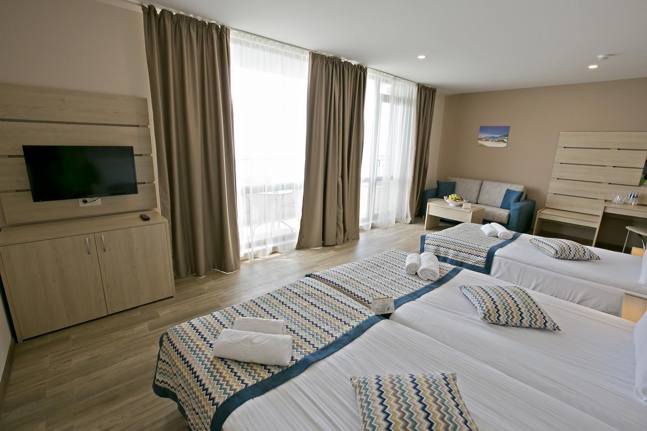 Royal Grand Hotel And Spa Καβάρνα Εξωτερικό φωτογραφία