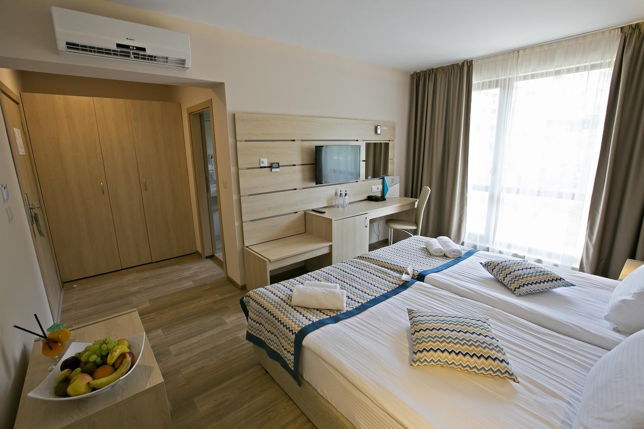 Royal Grand Hotel And Spa Καβάρνα Εξωτερικό φωτογραφία