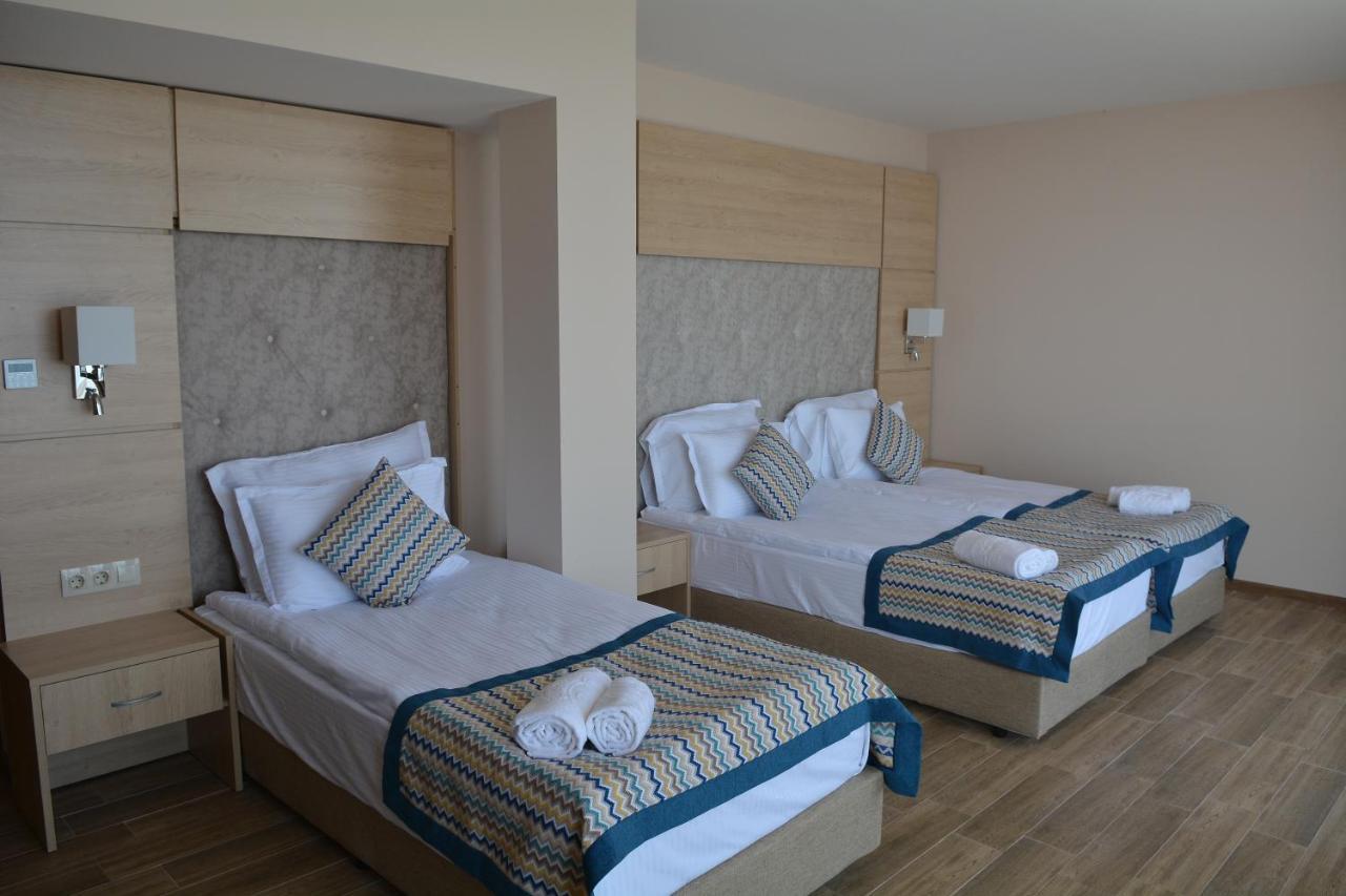 Royal Grand Hotel And Spa Καβάρνα Εξωτερικό φωτογραφία